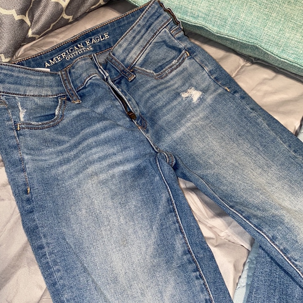American Eagle Outfitters Super Stretch X light wash distressed jegging …